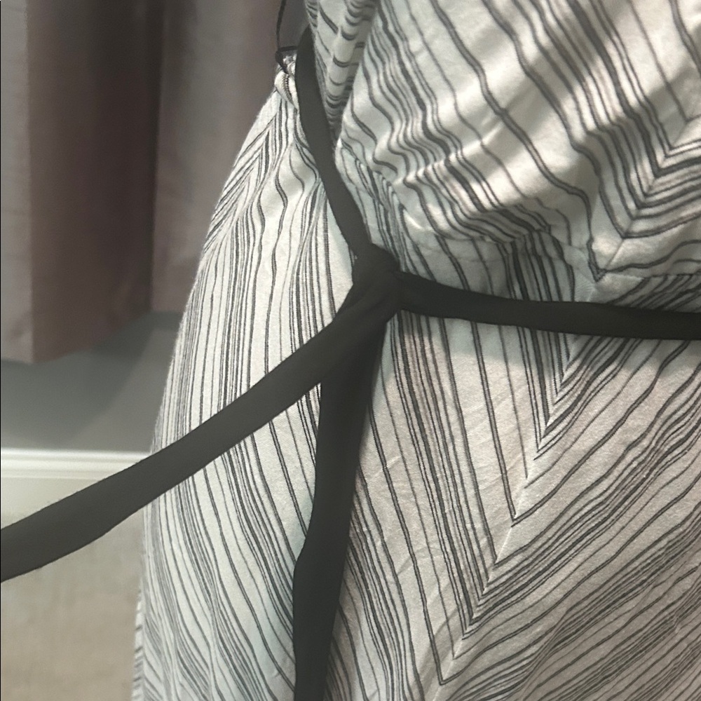 Red Haute Designer Black and White Chevron Maxi Dress sz Large - Picture 6 of 7